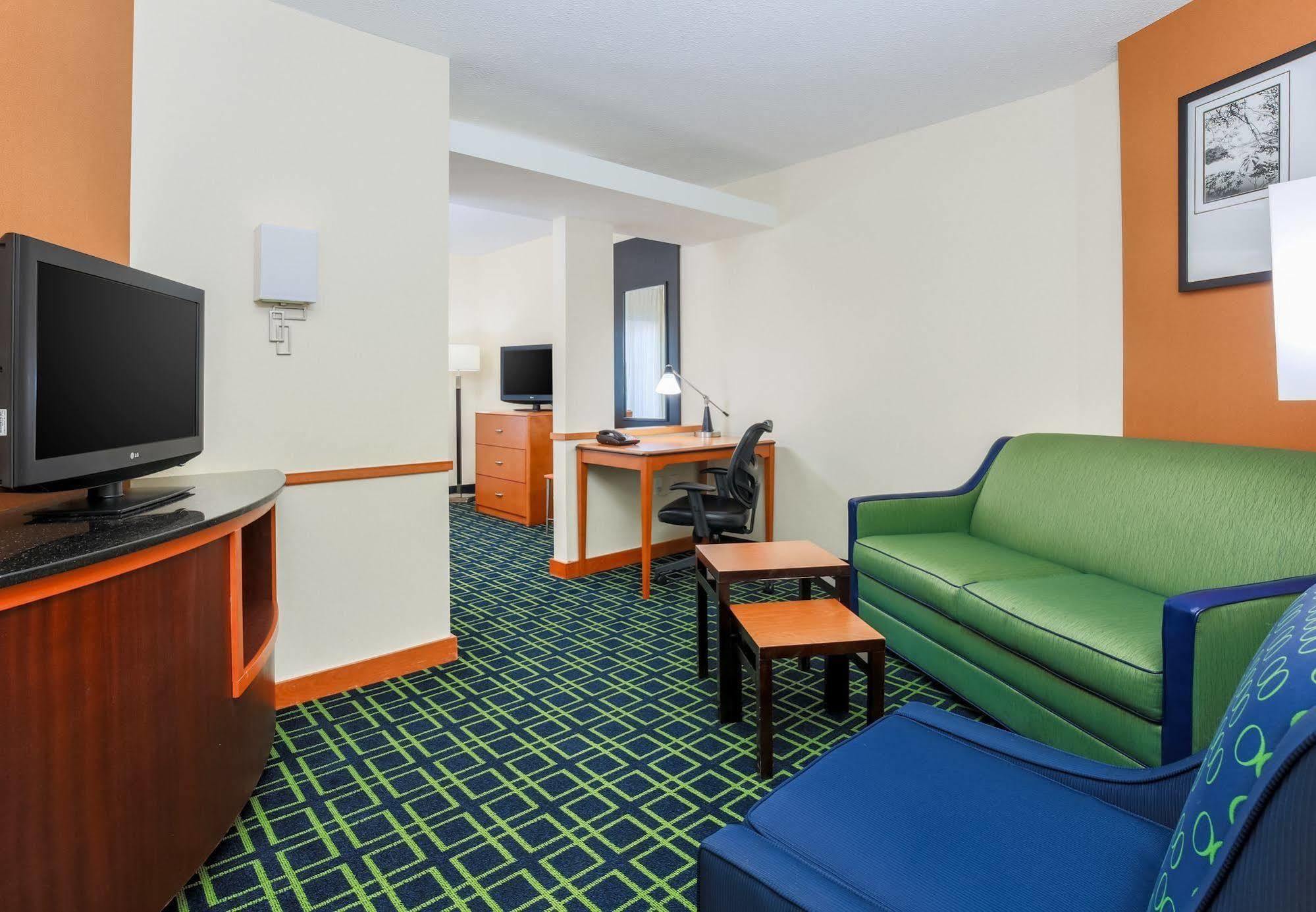 Fairfield Inn & Suites By Marriott ماهوا المظهر الخارجي الصورة
