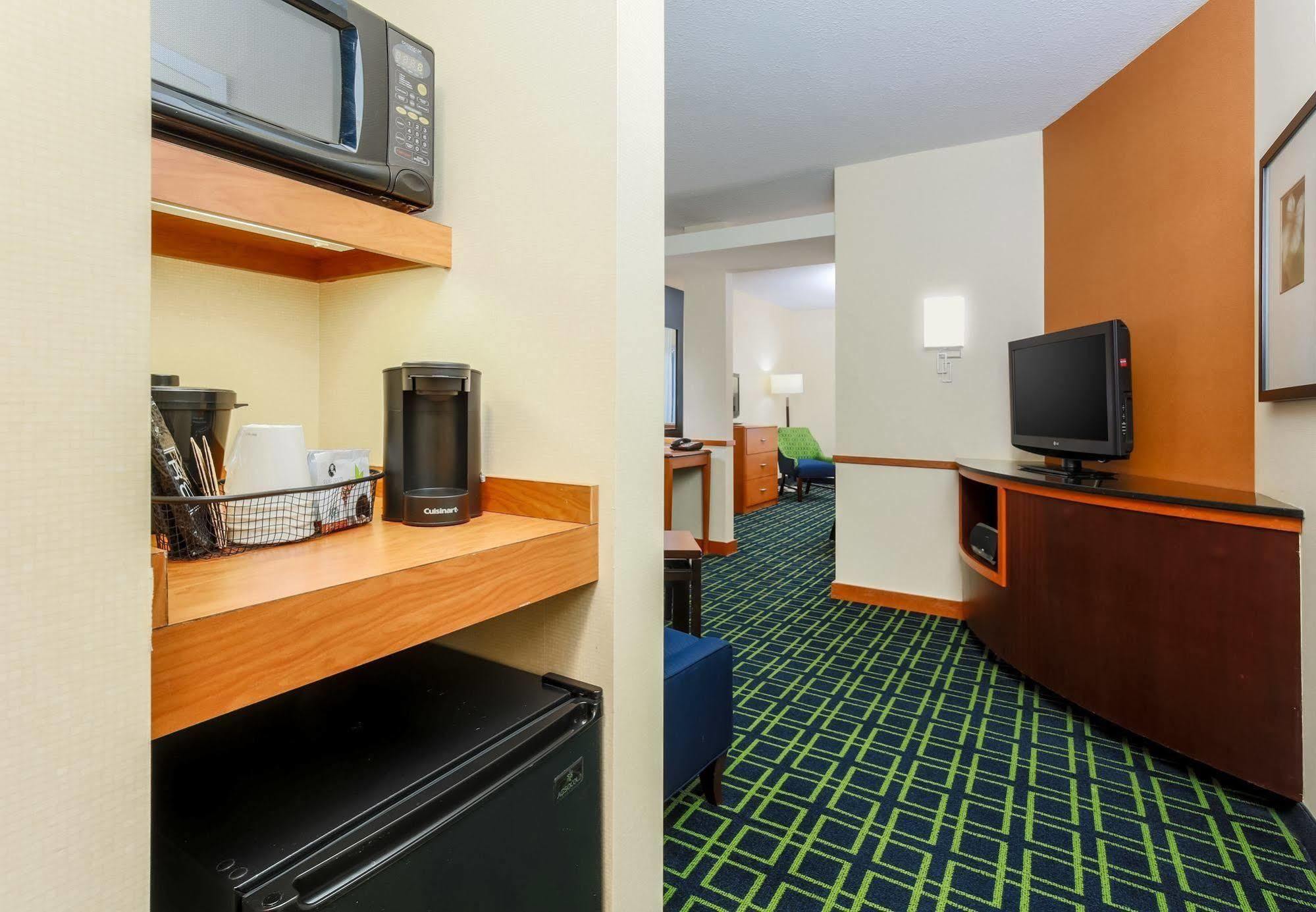 Fairfield Inn & Suites By Marriott ماهوا المظهر الخارجي الصورة