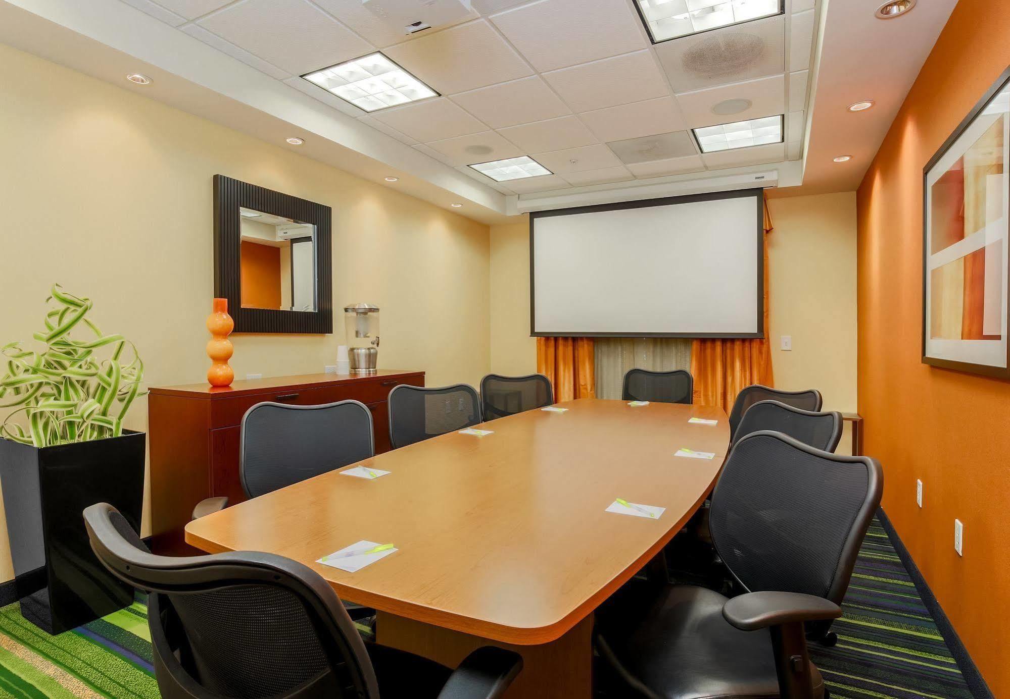Fairfield Inn & Suites By Marriott ماهوا المظهر الخارجي الصورة